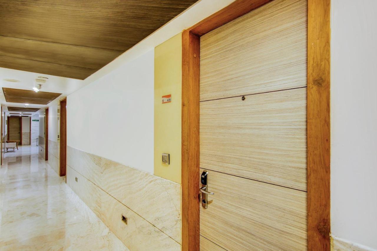 ホテル Townhouse Oak Safdarjung ニューデリー エクステリア 写真