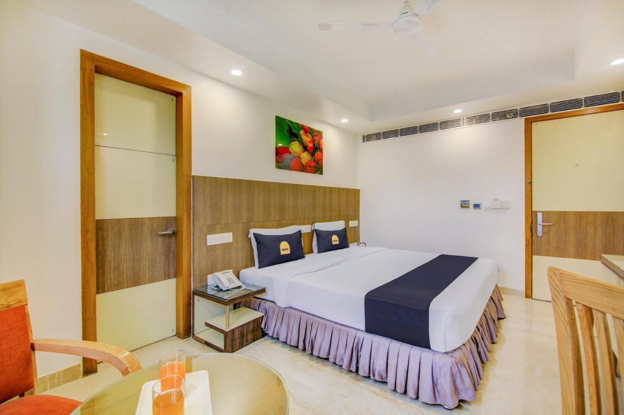 ホテル Townhouse Oak Safdarjung ニューデリー エクステリア 写真