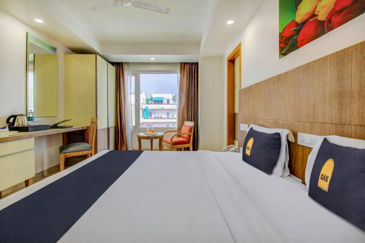 ホテル Townhouse Oak Safdarjung ニューデリー エクステリア 写真